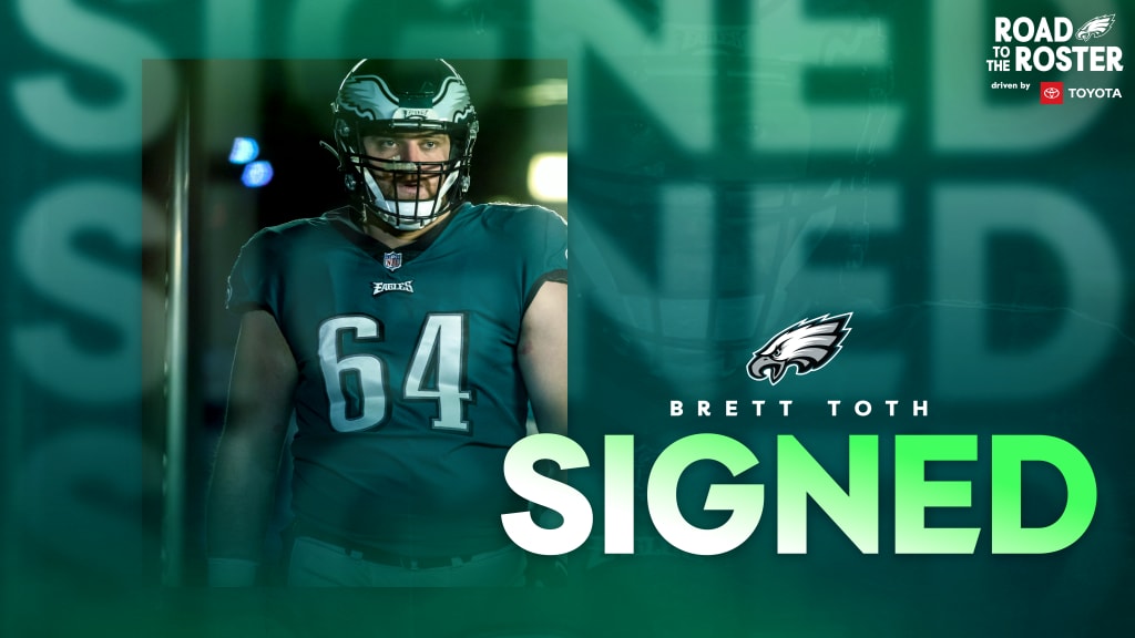 Report: Offensive Tackle Brett Toth Given Clearance to Sign with