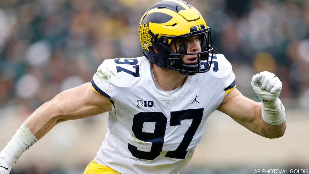 Watch: Michigan's Aidan Hutchinson runs insane cone-drill time, shows off  power at NFL combine 