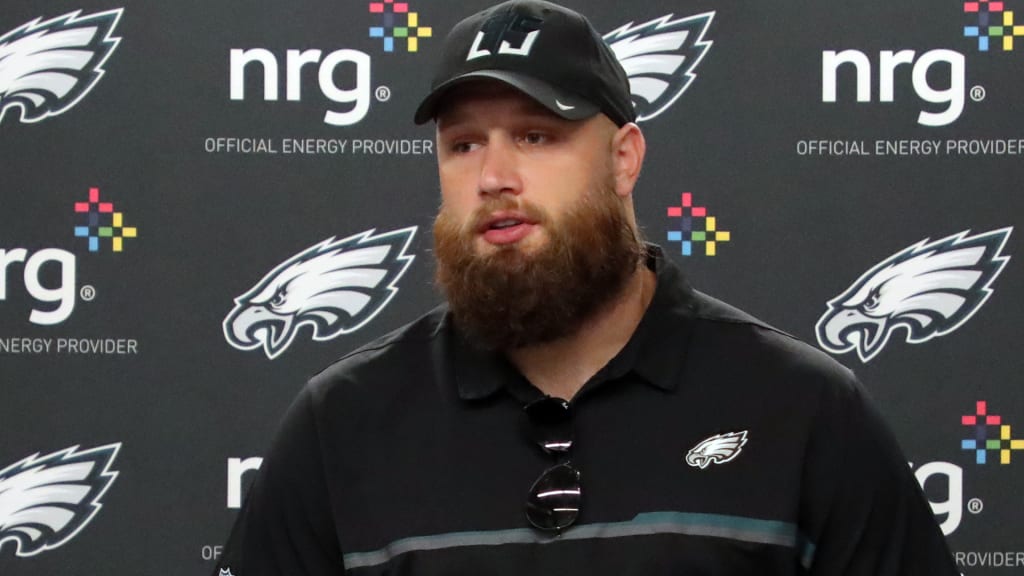 Eagles' Lane Johnson discusses years-long battle with anxiety in