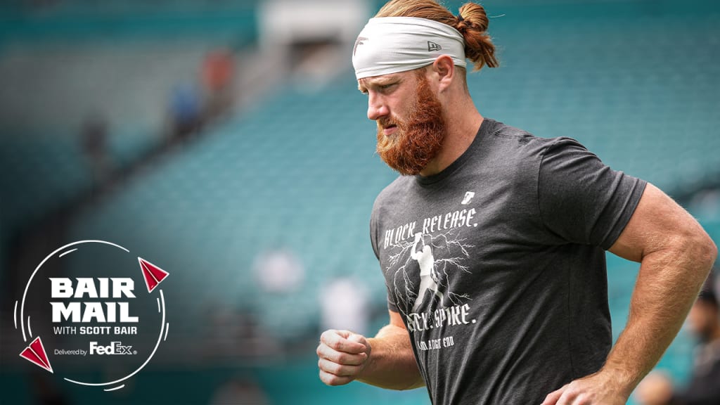 Should the Falcons trade Hayden Hurst before the NFL trade deadline?