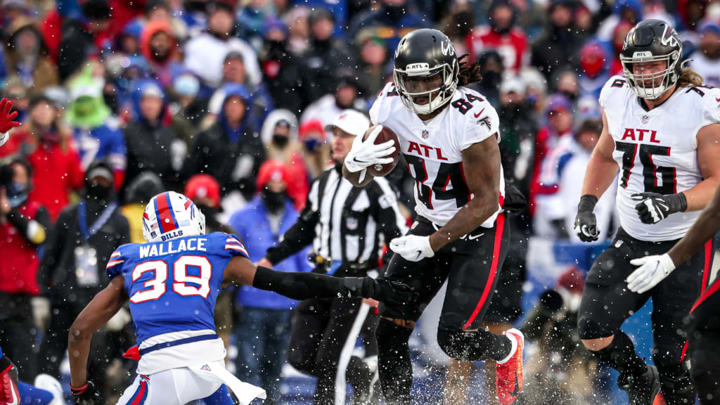 Cordarrelle Patterson's career-day not enough in Falcons 34-30