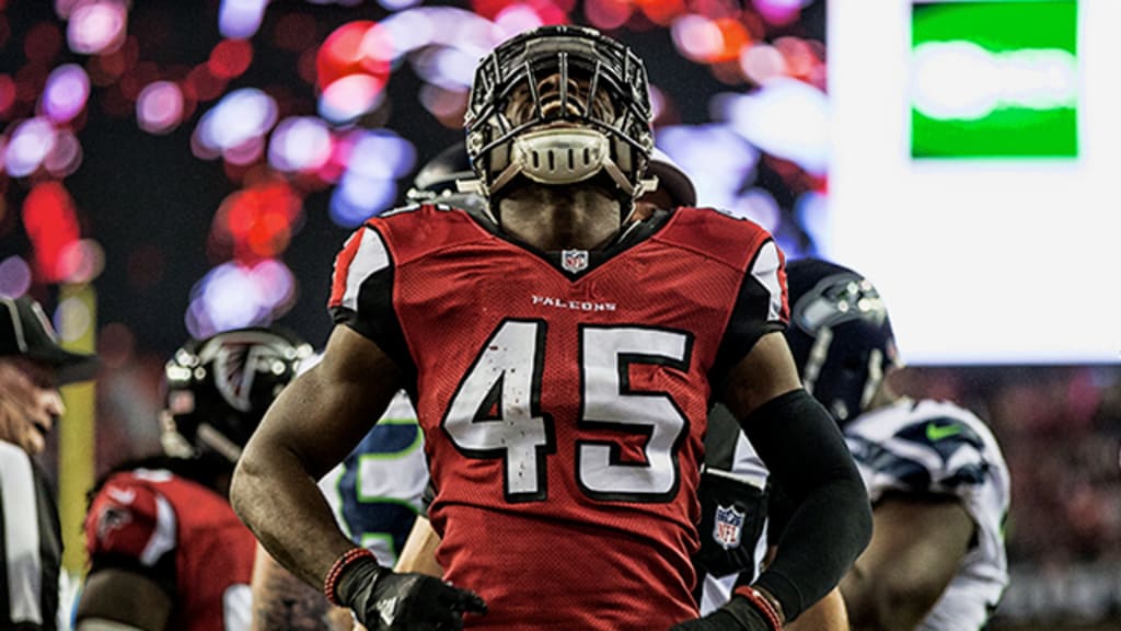 Falcons: PFF ranks Deion Jones inside the top ten linebackers