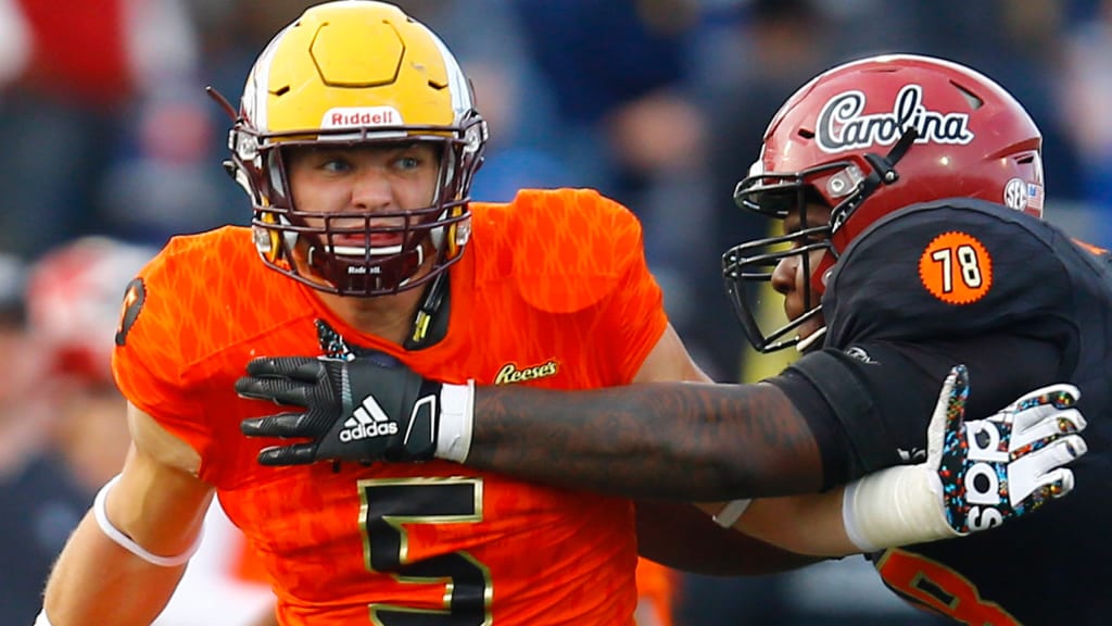 University of Charleston defensive end John Cominsky runs an official 4.69  40-yard dash at 2019 NFL Combine