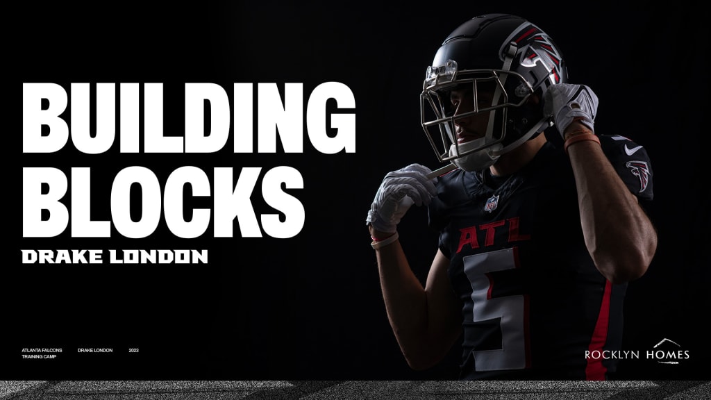 Atlanta Falcons wide receiver Drake London (5) lines up during the first  half of an NFL football game against the Los Angeles Chargers, Sunday, Nov.  6, 2022, in Atlanta. The Los Angeles