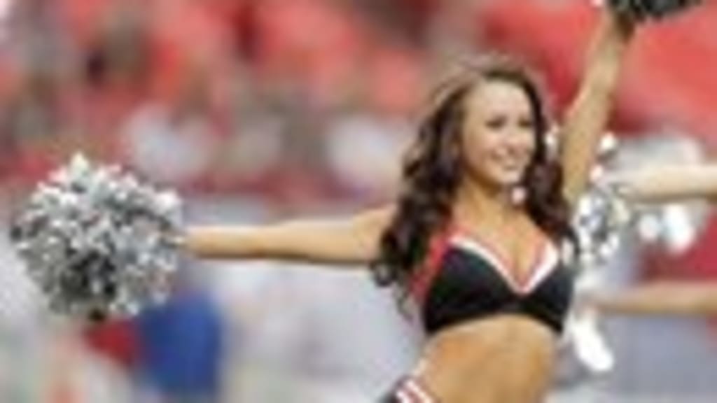 2011 Atlanta Falcons Cheerleaders Studio Shots, Natalie D. …