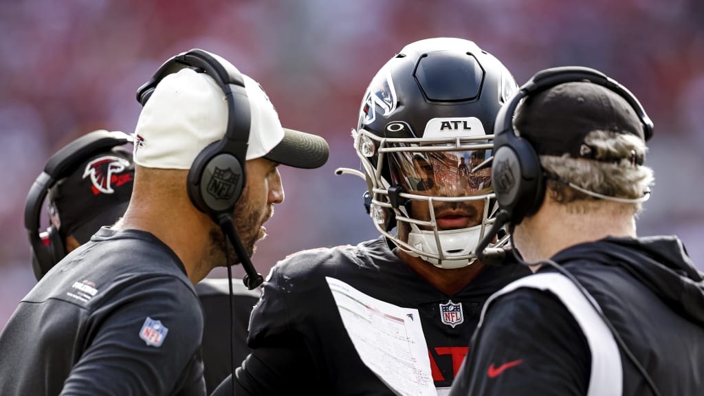 Atlanta Falcons: Two questionable moves already for GM Terry Fontenot