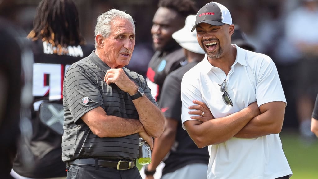 Desmond Ridder Gets 'Dreaded Vote Of Confidence' From Falcons Owner Arthur  Blank