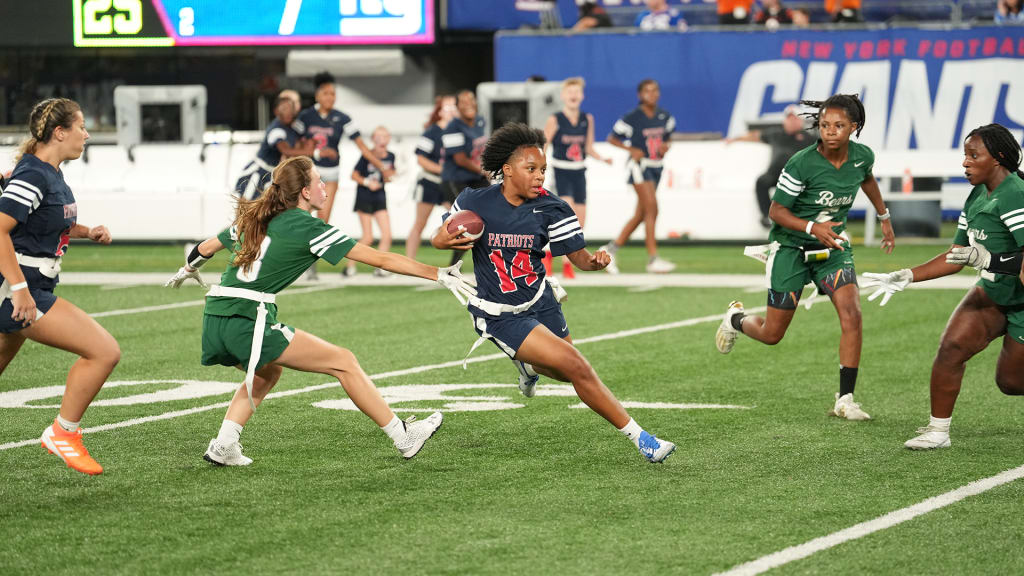 Women's Flag Football exhibition game held at halftime of Giants