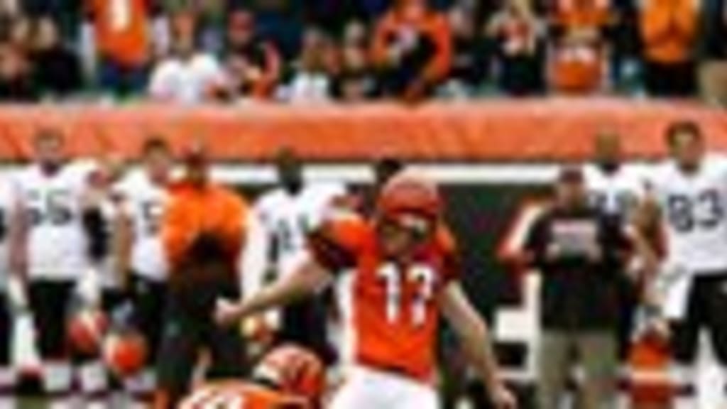 Cincinnati Bengals Kicker Shayne Graham scores his fourth field