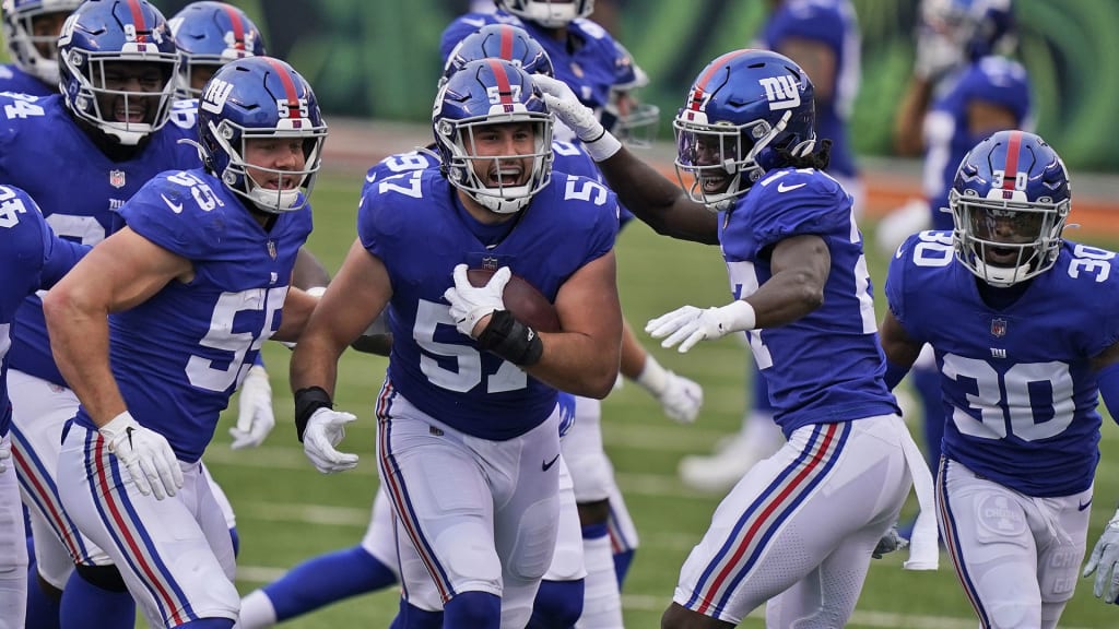 New York Giants promote Niko Lalos to active roster, sign Alex Tanney