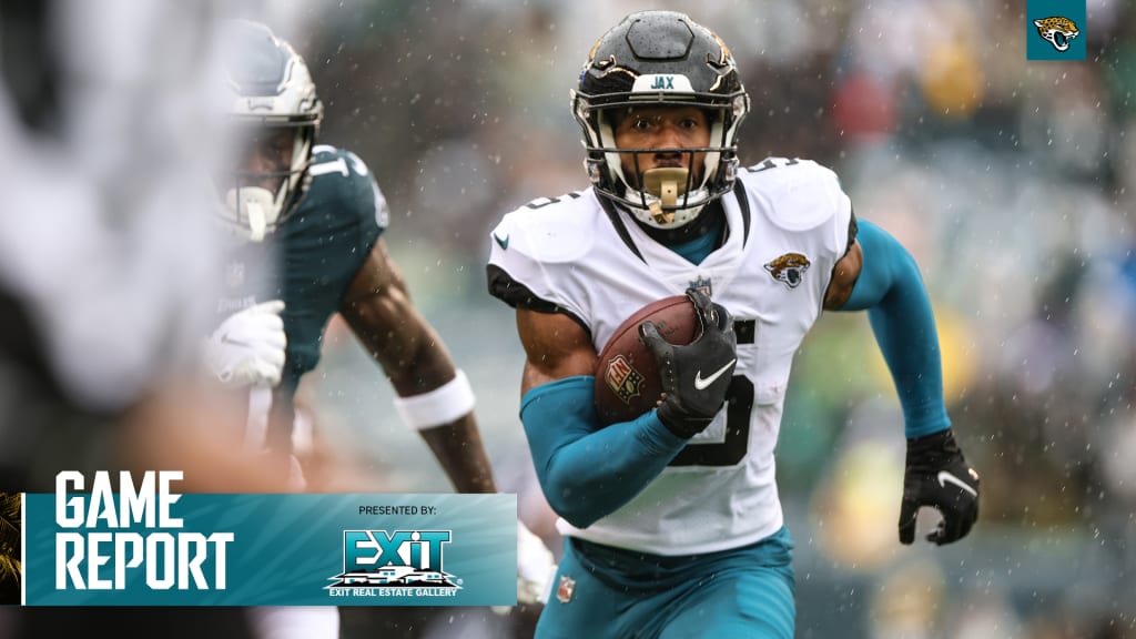 Philadelphia Eagles running back Trey Sermon (34) against the Jacksonville  Jaguars during an NFL football game, Sunday, Oct. 2, 2022, in Philadelphia.  The Eagles defeated the Jaguars 29-21. (AP Photo/Rich Schultz Stock Photo -  Alamy