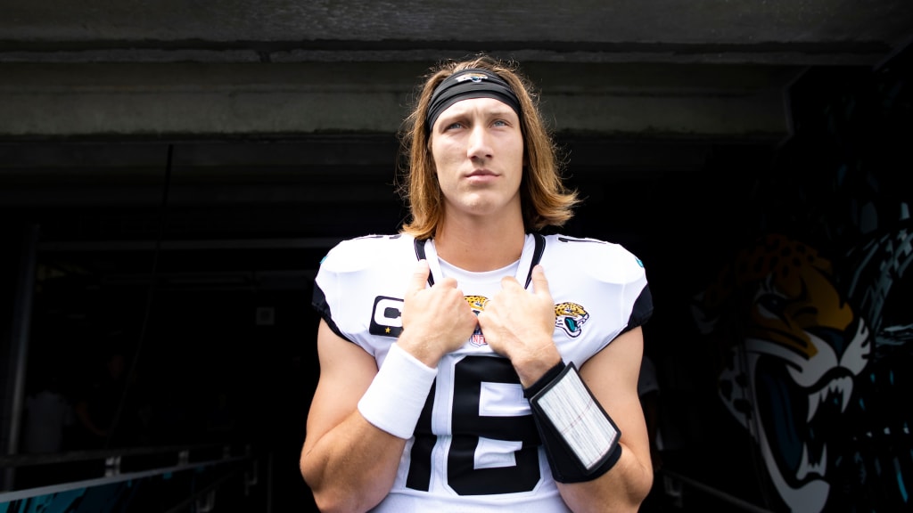 Clemson Football: Trevor Lawrence and Jags face uphill battle