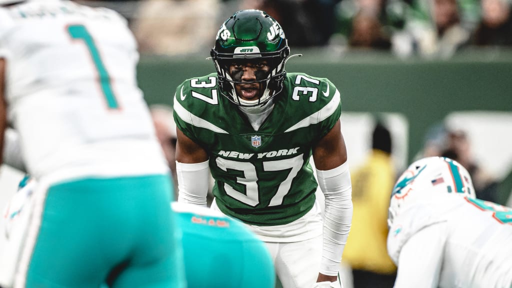 Bryce Hall's Impressive Early-Season NFL Numbers for the New York Jets -  Sports Illustrated Virginia Cavaliers News, Analysis and More