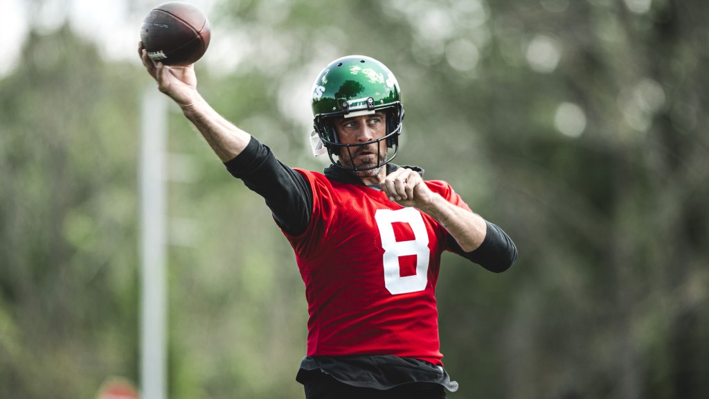 Ryan Fitzpatrick thinks Jets' Joe Flacco should start over Mike