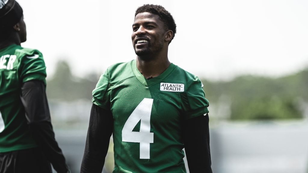 aaron rodgers green limited jersey｜TikTok Search