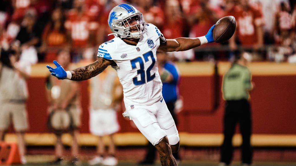 Detroit Lions veterans, rookies practice together for first time - Pride Of  Detroit