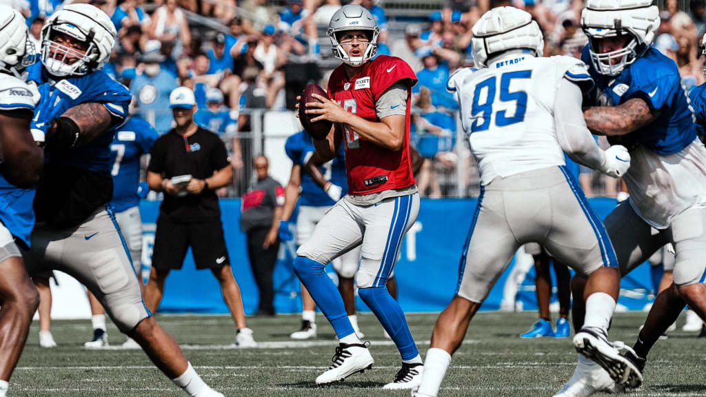 Detroit Lions uniform combo for Week 1 matchup vs. Chiefs will