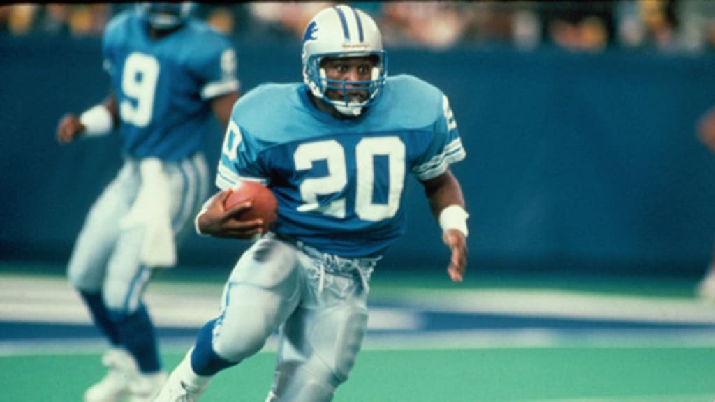 Experts rank Lions' Barry Sanders second-greatest NFL running back