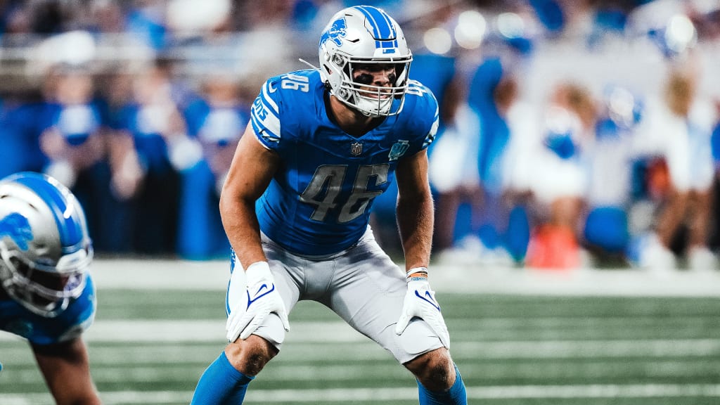 Detroit Lions tight end James Mitchell (82) carries the ball against the New  York Giants during the first half of an NFL preseason football game,  Friday, Aug. 11, 2023, in Detroit. (AP