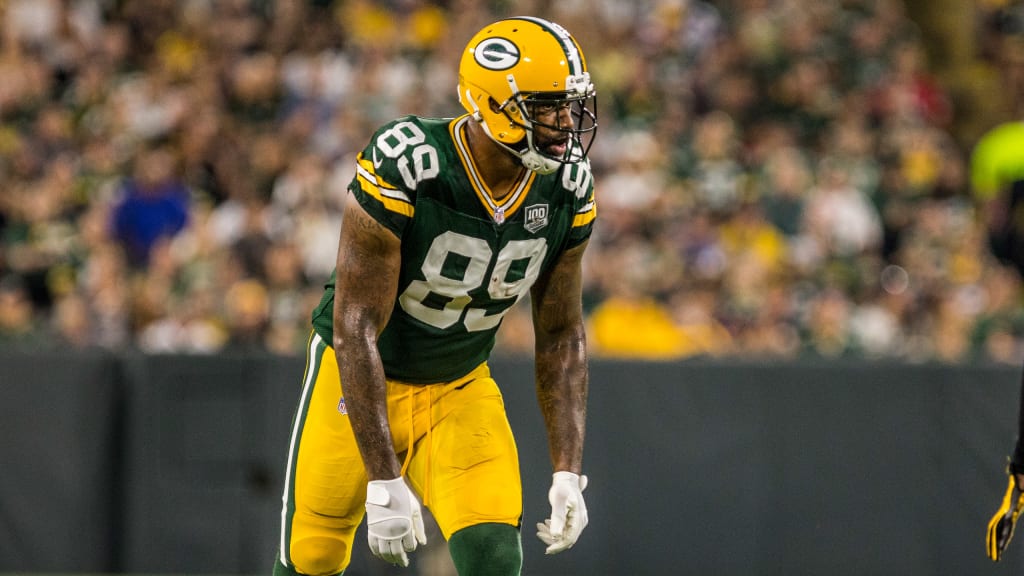 GREEN BAY, WI - DECEMBER 25: Green Bay Packers tight end Marcedes