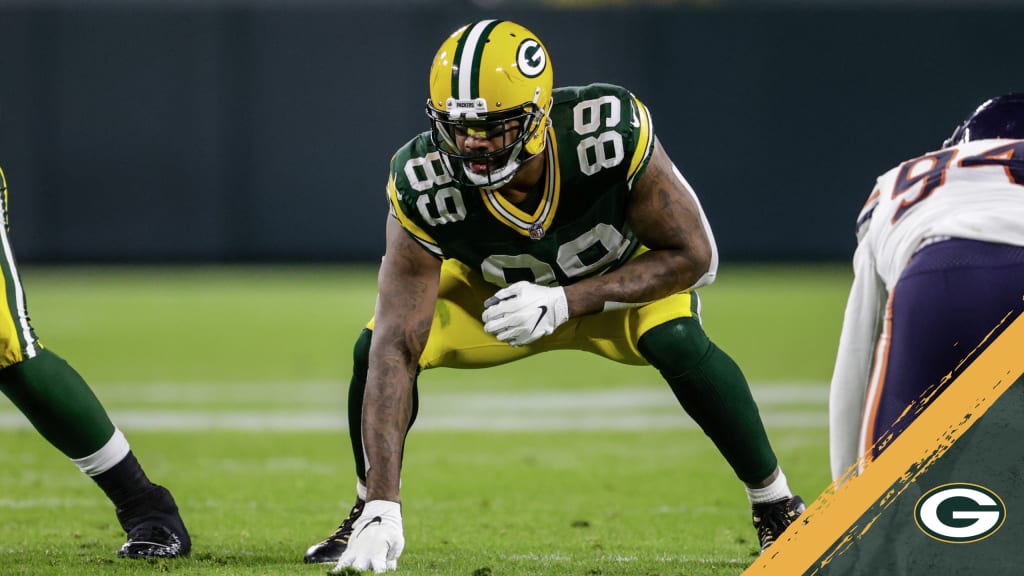 Green Bay Packers tight end Marcedes Lewis (89) finds running room