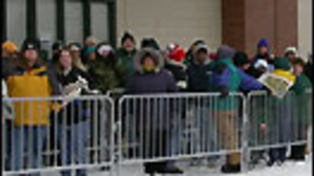 Packers playoffs ticket sales are brisk