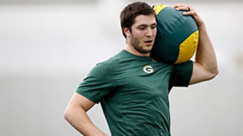 Kyler Fackrell building his body for the NFL grind