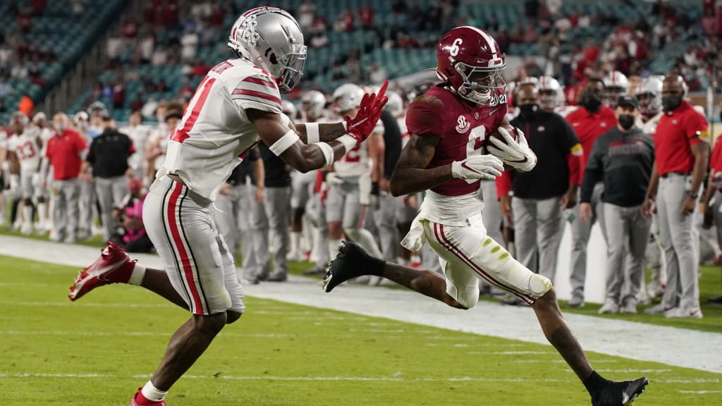DeVonta Smith's a big deal, even if he's not big