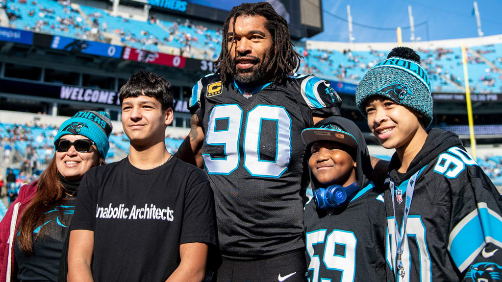 Former Carolina Panther Julius Peppers headlines Best of 910Preps