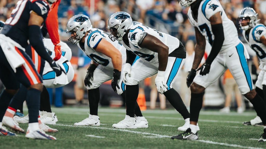 Panthers LT Ikem Ekwonu flattens Patriots defender in 1st start