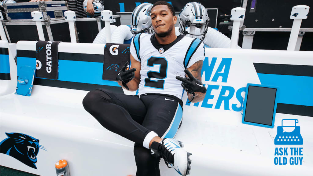 Cam Newton's Extremely Tight, Extremely Bright Pants Are the Stuff of  Champions