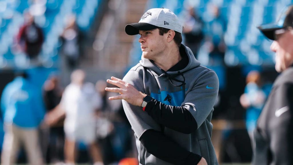 Panthers-Patriots Inactives: Sam Darnold, Christian McCaffrey will