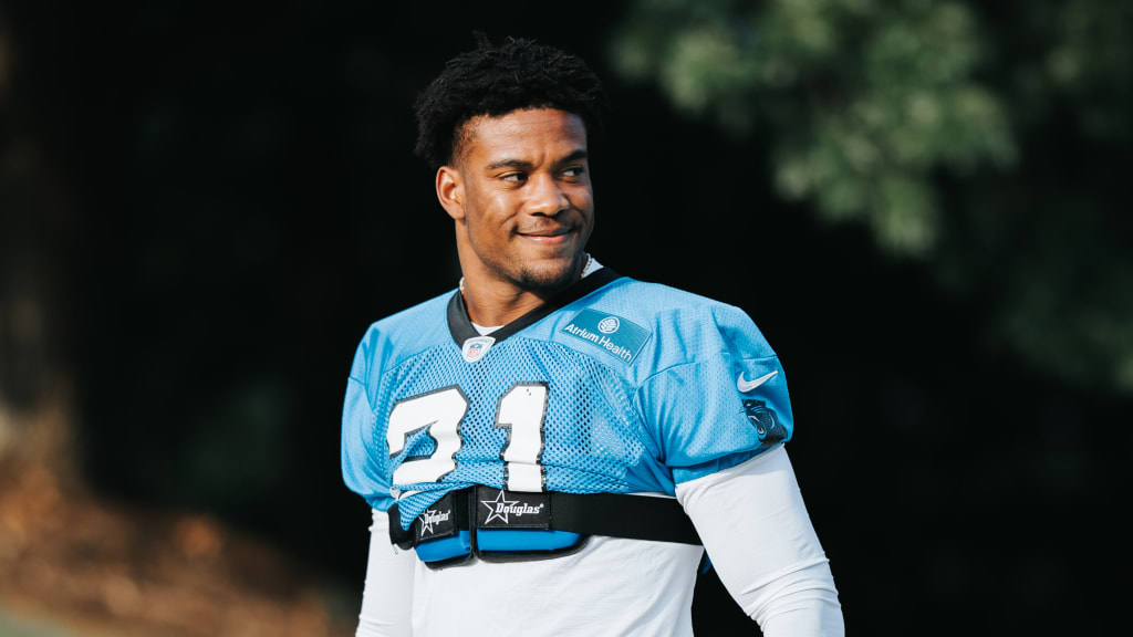 Panthers S Jeremy Chinn plans to get creative with pregame outfits