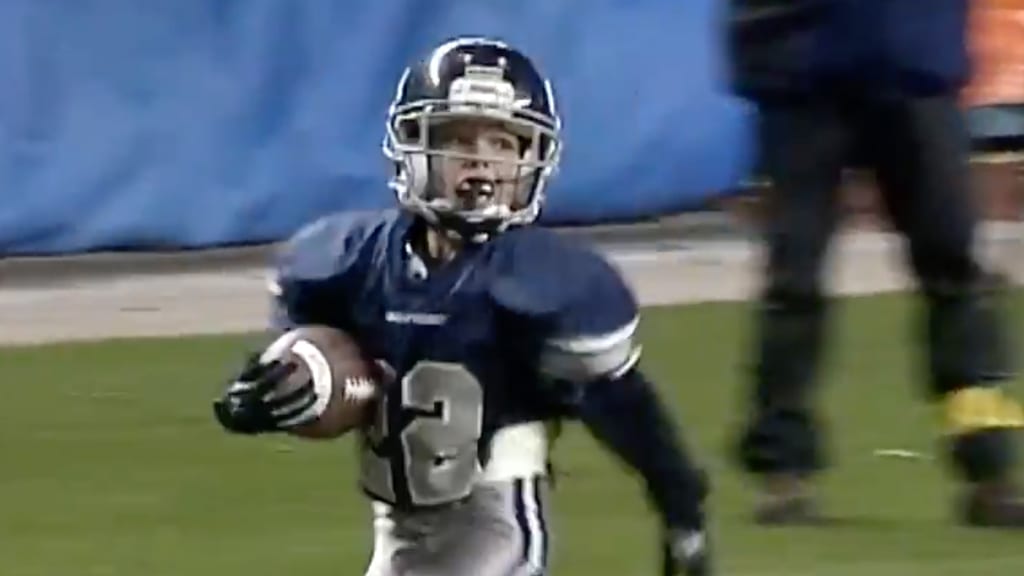 Pee Wee football team vs. mascots 