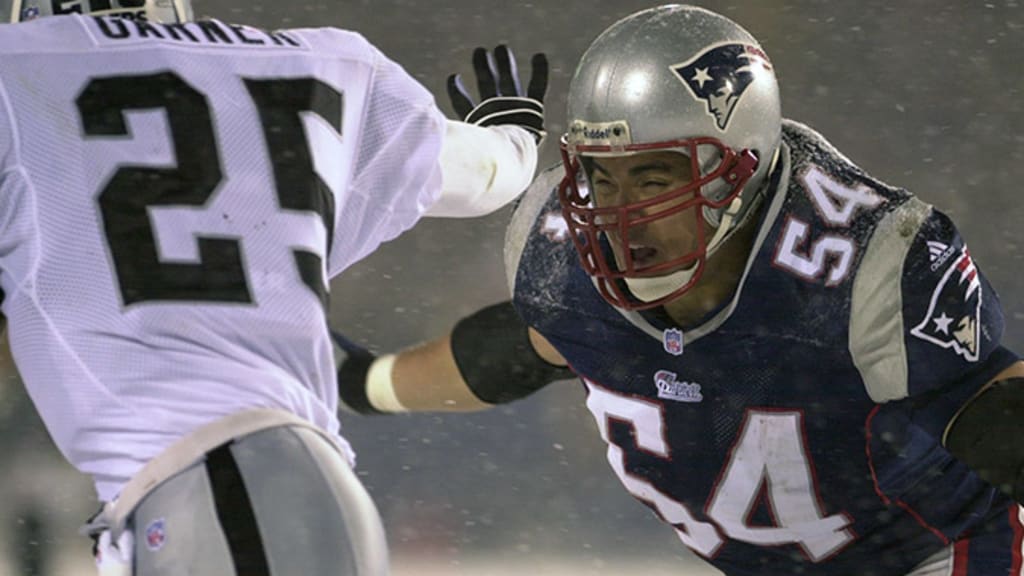 20 years ago: Patriots win Snow Bowl on clutch kicks, 'tuck rule'