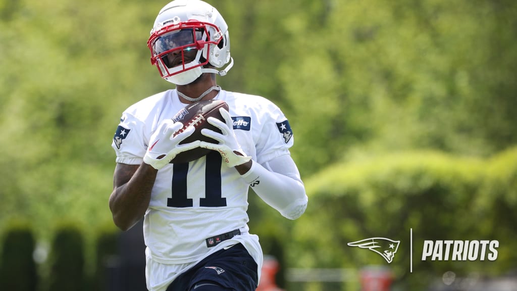 Here's First Video Of Patriots QB Mac Jones On Practice Field At OTAs