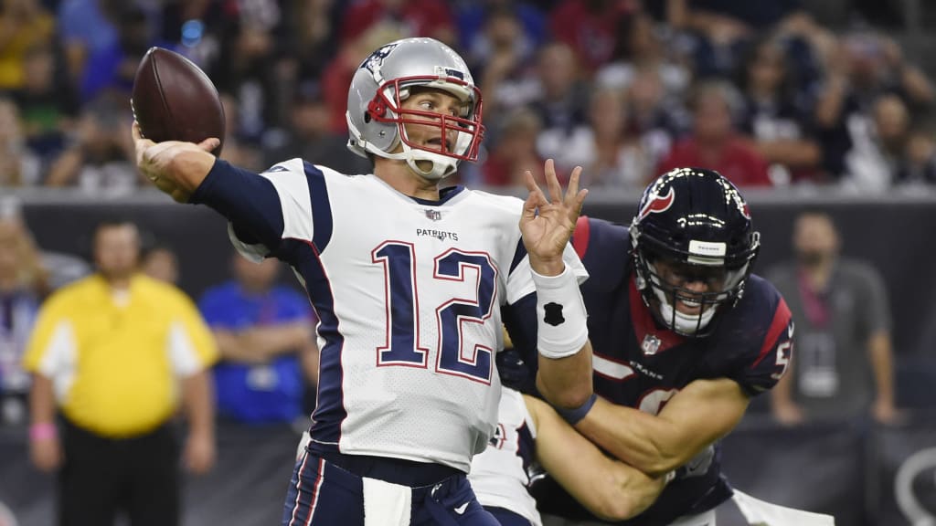 Tom Brady has TD in pre-season debut as Pats fall to Texans