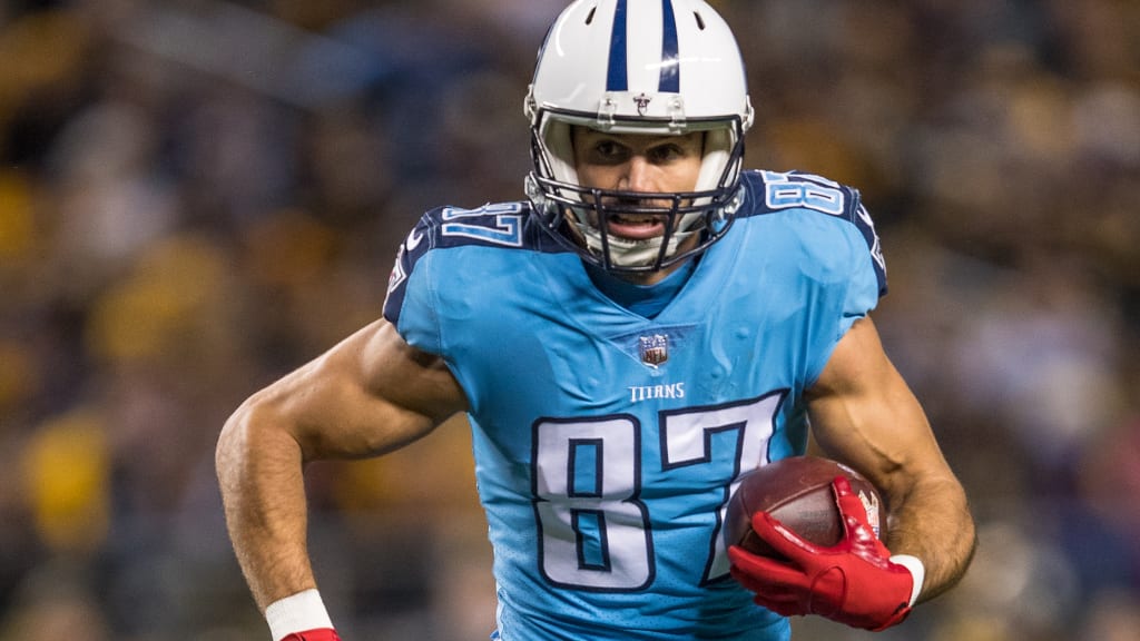 Patriots Sign Veteran WR Eric Decker