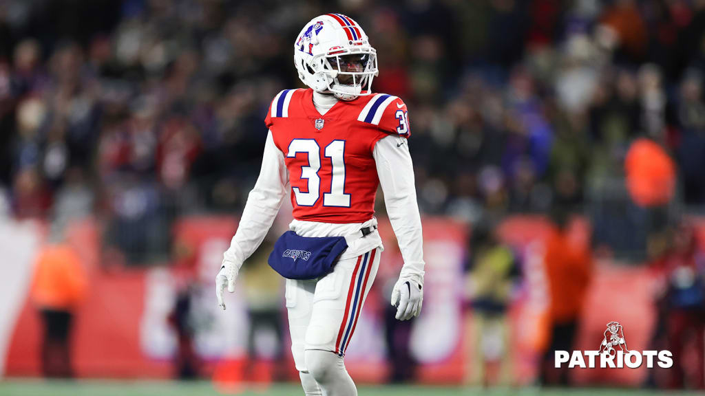 Patriots vs. Dolphins Friday injury report: New England's rookie corners  ruled out as veteran Jalen Mills returns