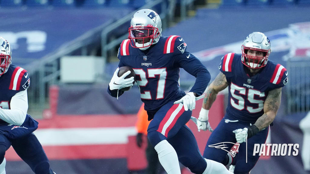 J.C. Jackson signs one-year tender with the Patriots
