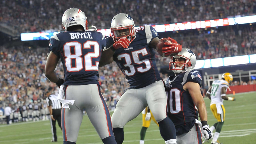 No joke: New England Patriots RB Jonas Gray is a real stand-up guy