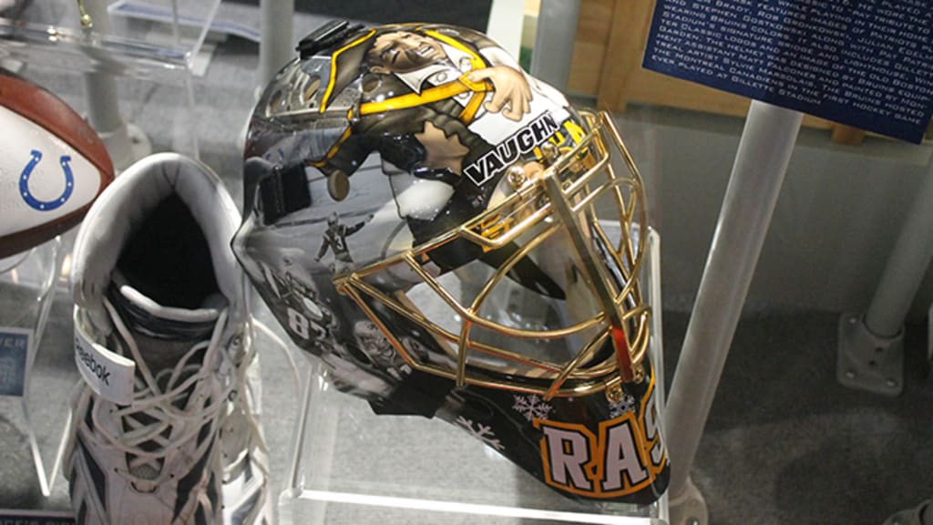 Bruins' Rask makes young cancer patient's wish come true, creates  custom-made goalie mask for her - The Hockey News