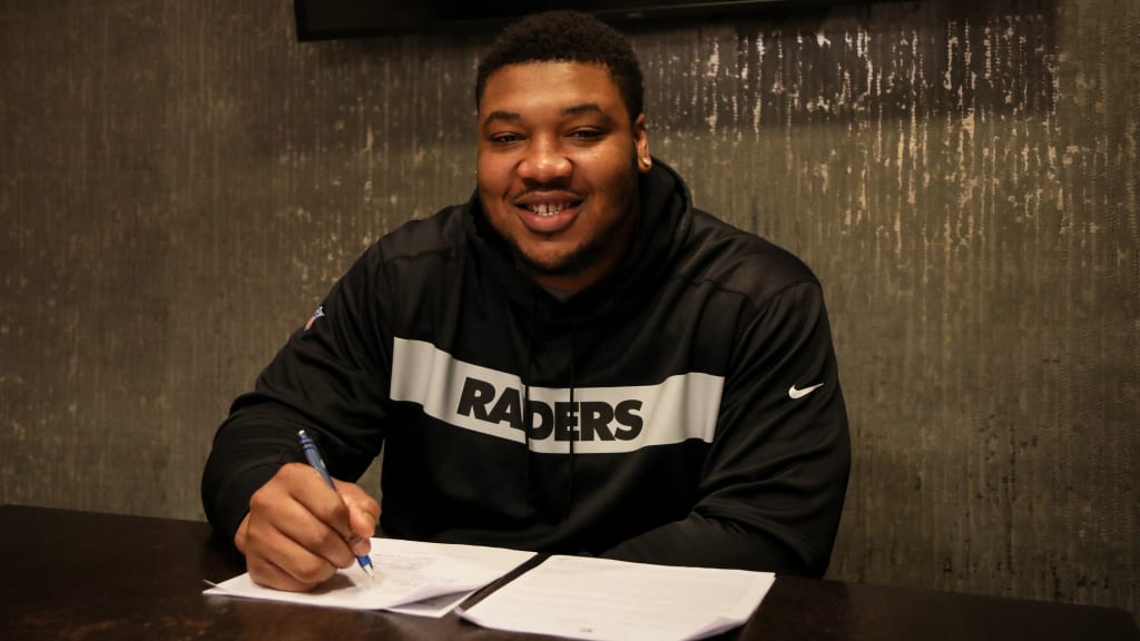 Raiders 2020 Rewind: OL Denzelle Good Became Key Cog Upfront