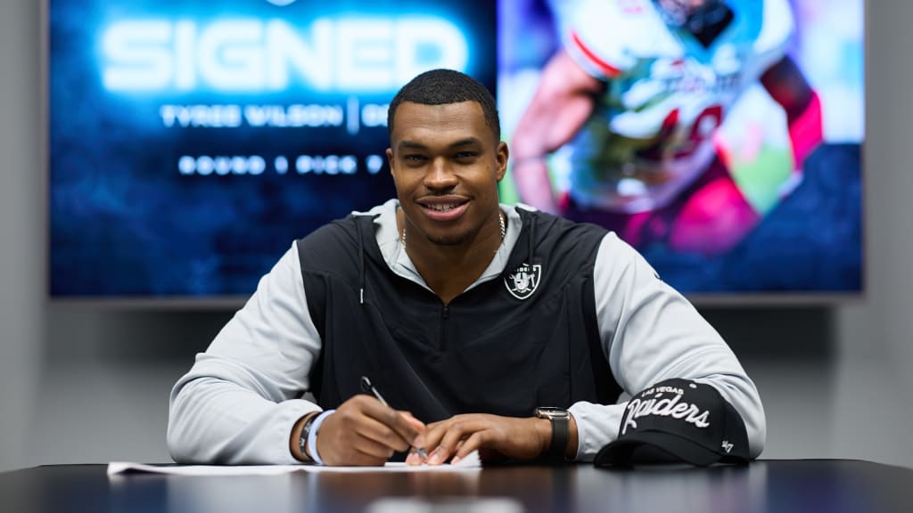 Las Vegas Raiders sign first-round draft pick, defensive end Tyree Wilson -  The San Diego Union-Tribune