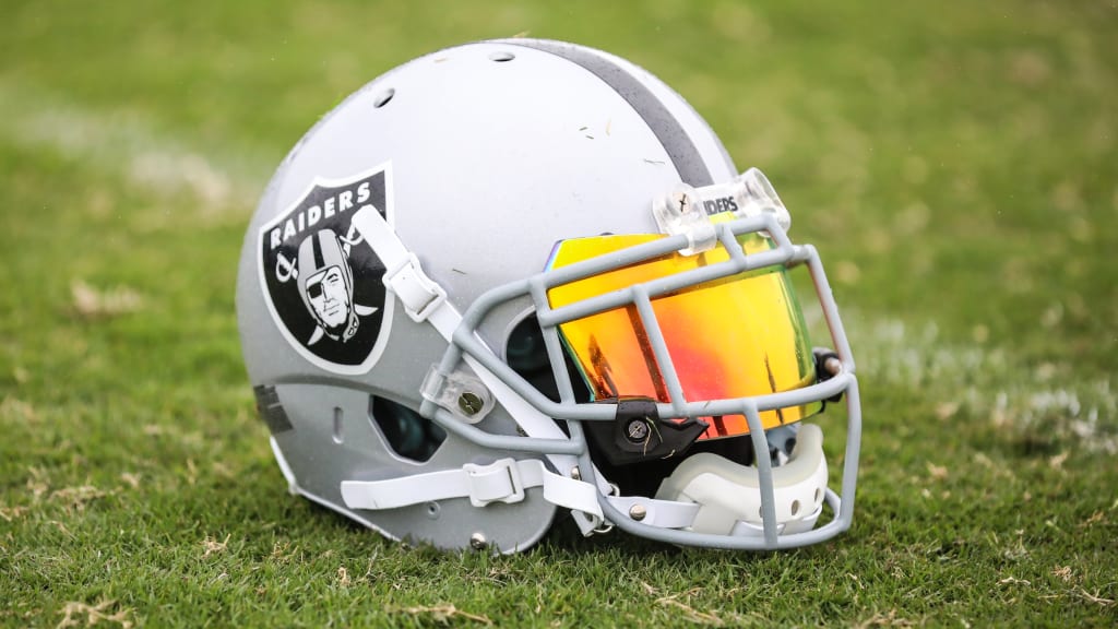 Mayflower Distributing 21 Las Vegas Raiders Helmet