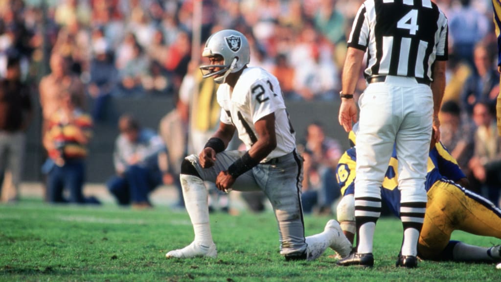 Raiders mourn loss of legend Cliff Branch on Family Day, Raiders News