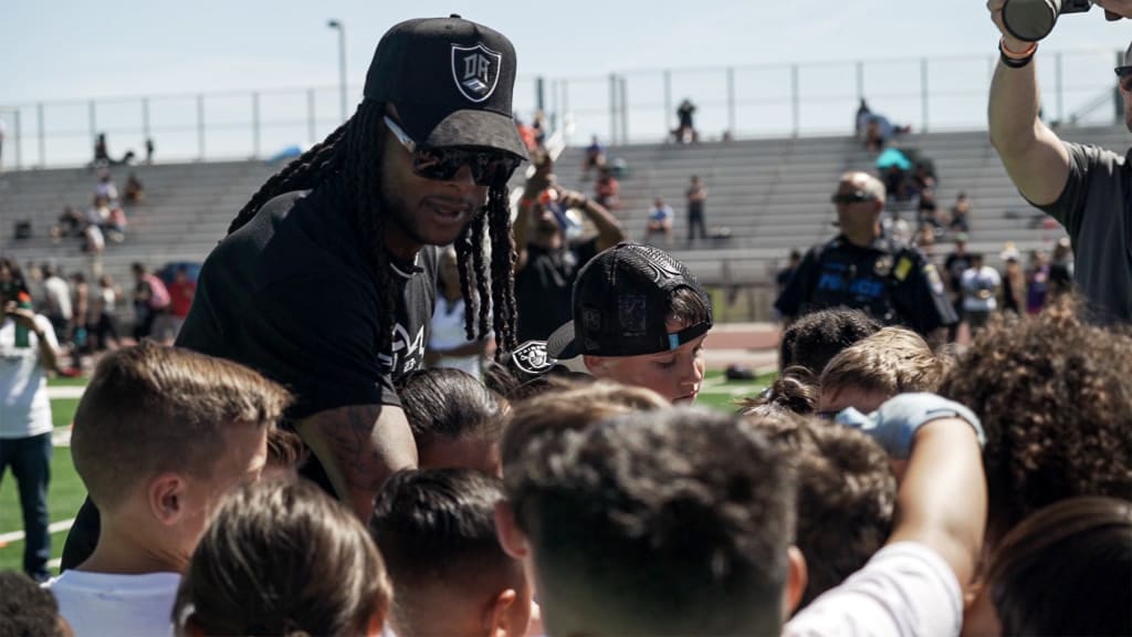 Davante Adams brings his annual youth football camp to Las Vegas