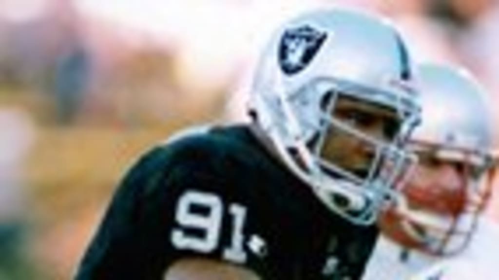 The Tragic Death of Chester McGlockton, an All-Pro Raiders Great