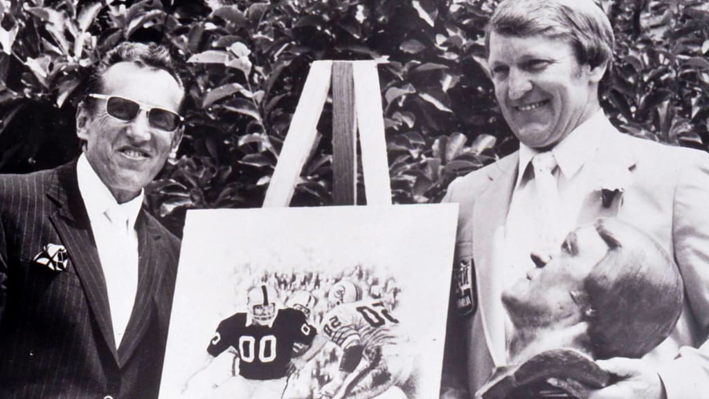 On This Date in Raiders History: Jim Otto inducted into the Hall of Fame