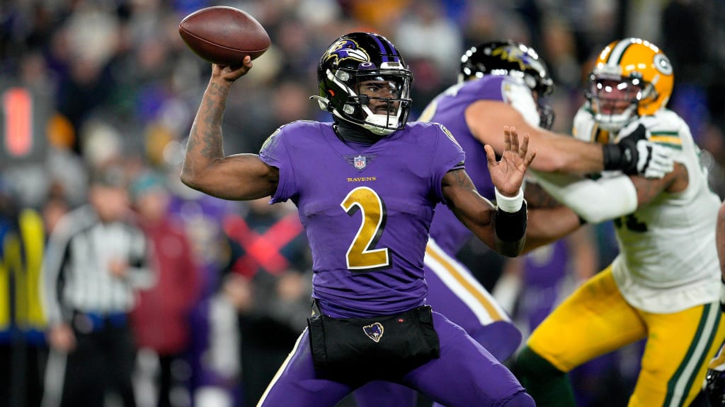 Reports: Ravens QB Tyler Huntley To Start Against Green Bay Packers